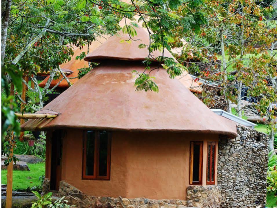 Baandin Wangnaamkeaw Hotel Wang Nam Khiao Exterior foto